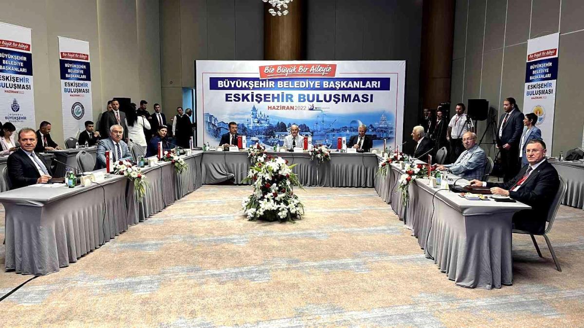 CHP'li büyükşehir belediye başkanları Eskişehir'de bir araya geldi - Haberler