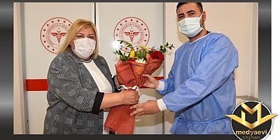 Başkan Erdem’en Tıp Bayramında sağlık çalışanların ziyaret