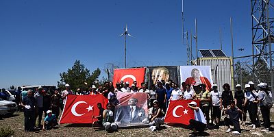 Ceyhan Belediyesi’nin “Atatürk’ün İzinde” temalı doğa yürüyüşü büyük ilgi gördü