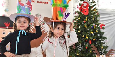 Çukurova’da miniklerin yeni yıl kutlaması
